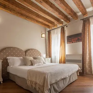  Appartamento Corte Contarina San Marco R&r