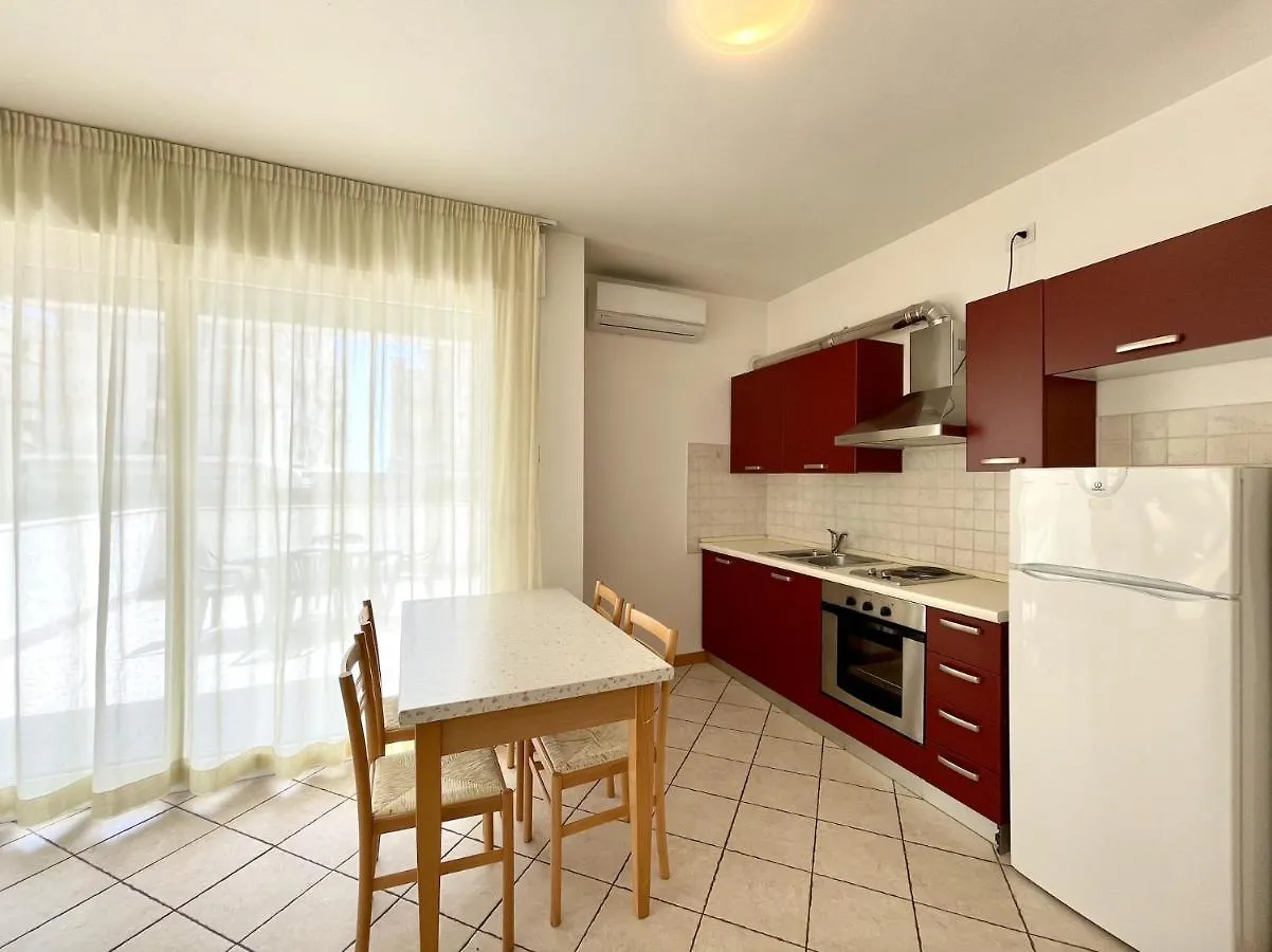 Diani Beach - Carraro Immobiliare Jesolo - Family Apartments  Lido di Jesolo