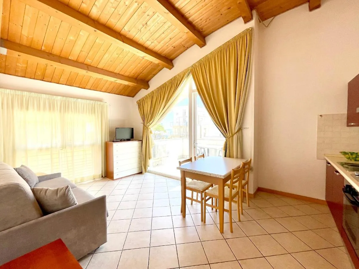 Diani Beach - Carraro Immobiliare Jesolo - Family Apartments