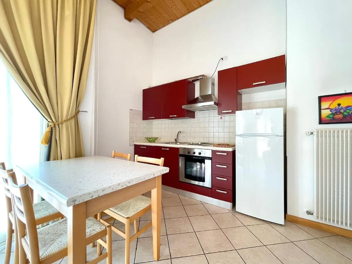 Diani Beach - Carraro Immobiliare Jesolo - Family Apartments